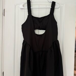 Black Sleeveless Dress with Cutout